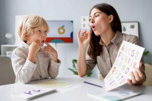 Childhood apraxia vs late talking