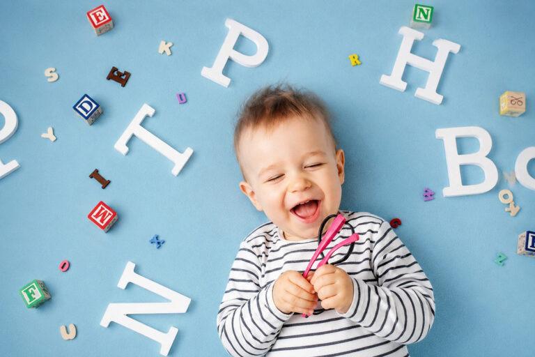 When Do Children Begin Using Pronouns Correctly?