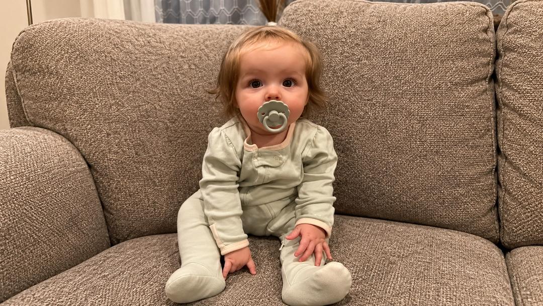 pacifiers and speech delay